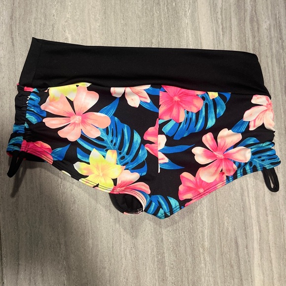 Victoria Secret Gym to Seim - Picture 3 of 7